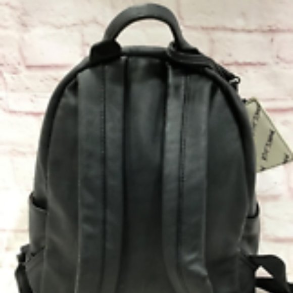 Betsey Johnson Logo Bone And Black Shoulder Backpack w/ Matching Change Purse - Picture 2 of 11